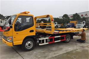黄庄哪里有拖车服务